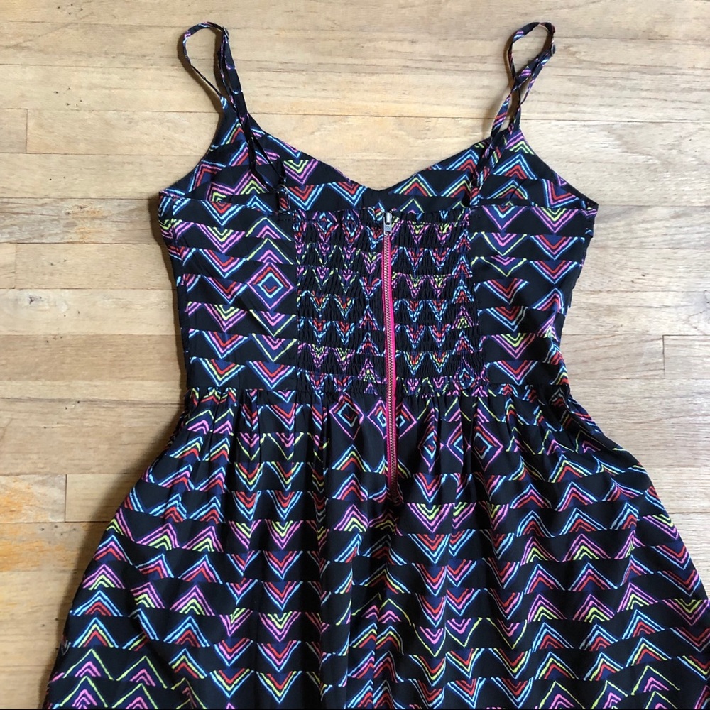 ECU Geometric design Roxy Sundress - Picture 6 of 8